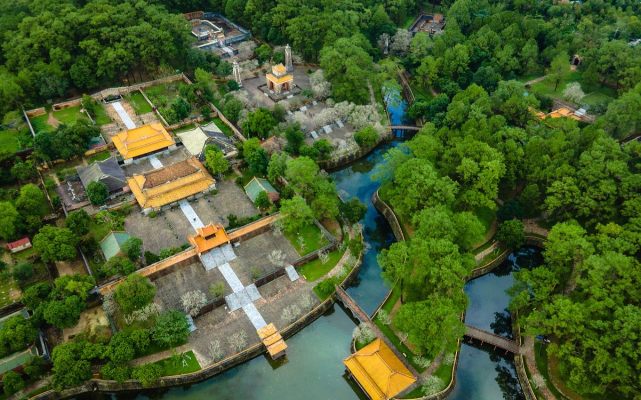 Lăng Tự Đức - Khiêm Lăng