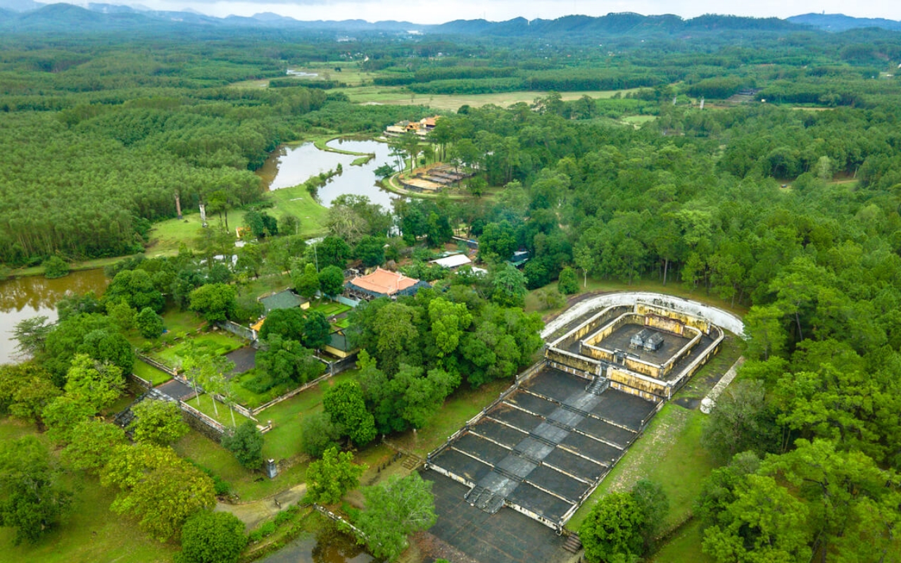 Lăng Vua Gia Long