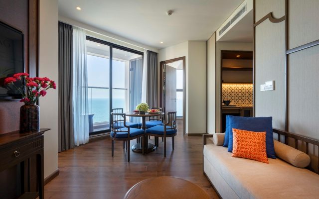 Mandala Chăm Bay Mũi Né - Superior Family Suite Phòng khách