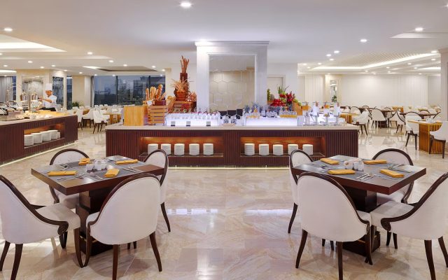 Melia Vinpearl Danang Riverfront - Nhà hàng