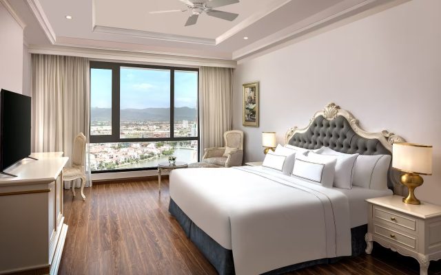 Melia Vinpearl Quảng Bình - Deluxe City View King