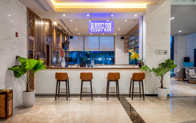 Grand Tourane Hotel Đà Nẵng - Loby Bar