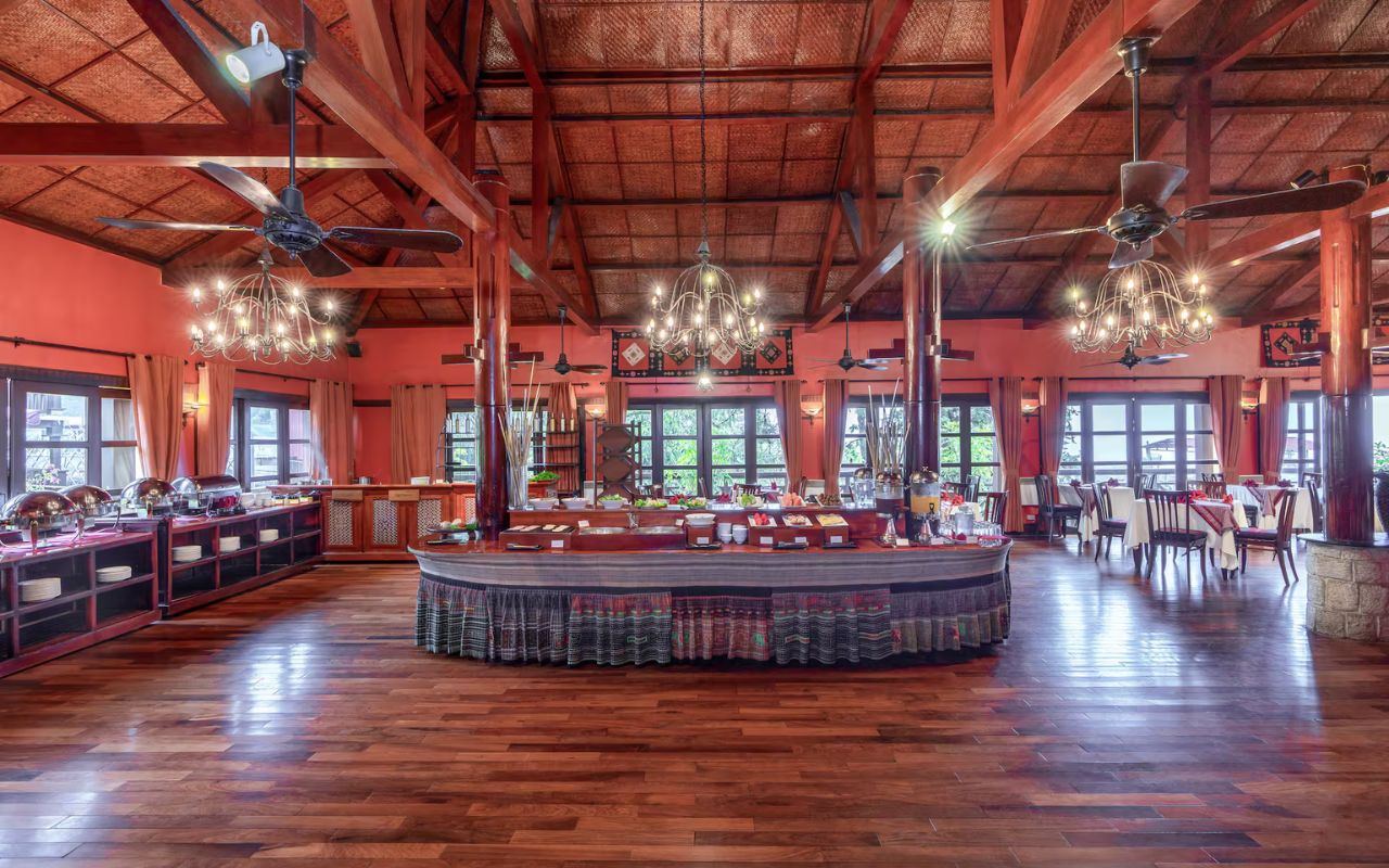 Sapa Mountain Resort - Nhà Hàng Tả Van Sapa Mountain Resort - Nhà Hàng Tả Van
