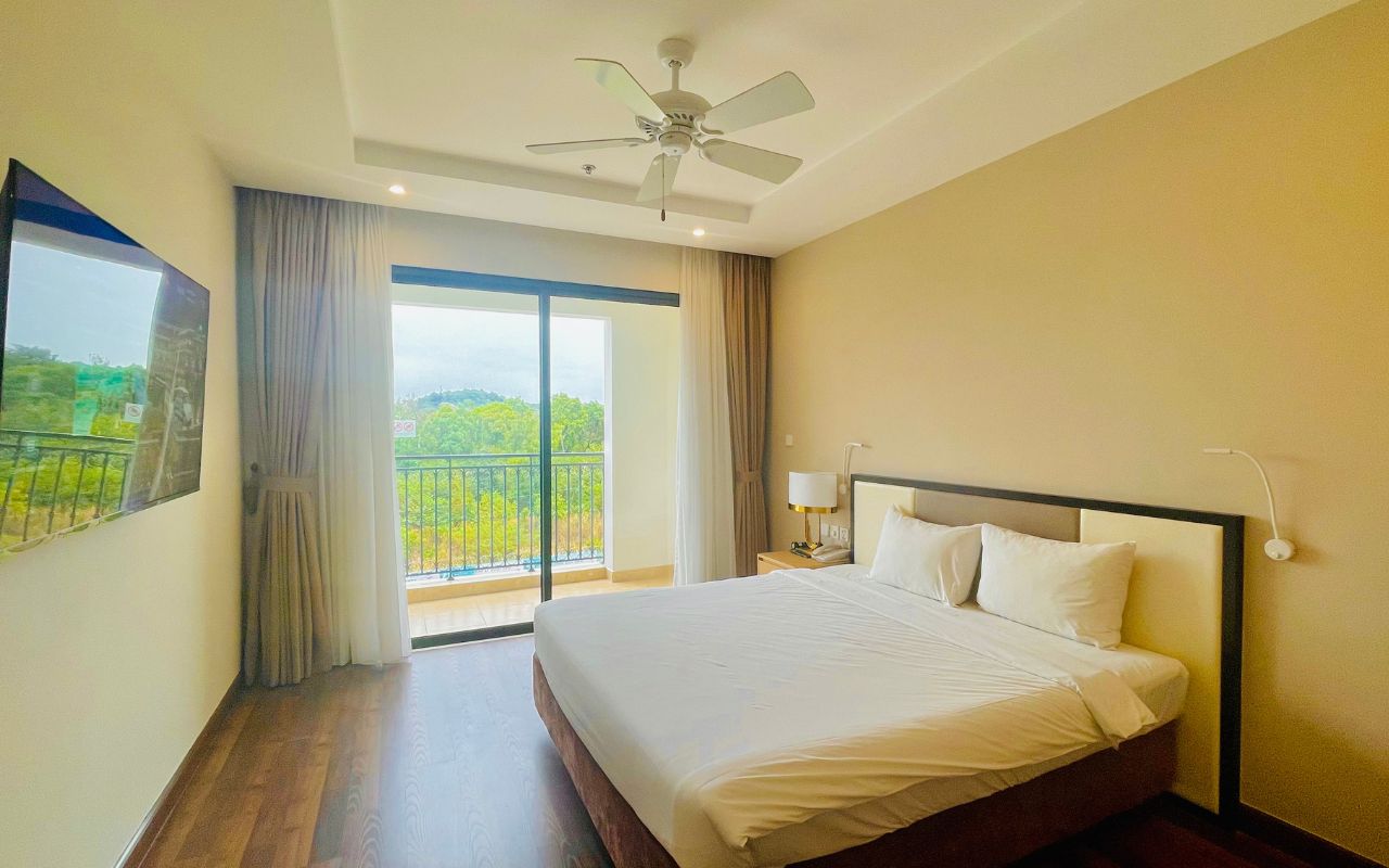 VinHolidays Fiesta Phú Quốc - Phòng Tiêu Chuẩn Giường Đôi