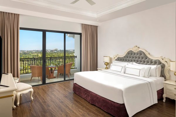 Melia Vinpearl Cửa Hội - Deluxe King Room Garden