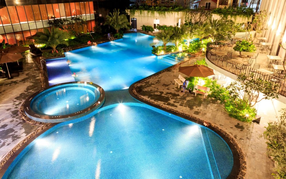 Mường Thanh Luxury Lạng Sơn - Hồ bơi
