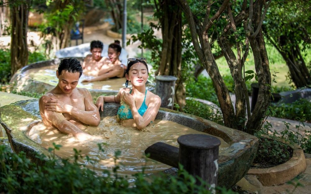 Hòn Tằm Resort - Tắm bùn