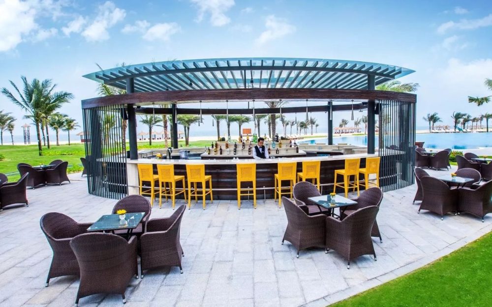 Vinpearl Resort & Golf Nam Hội An - Pool Bar